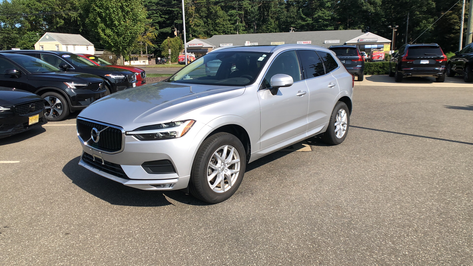 2021 Volvo XC60 Momentum 3