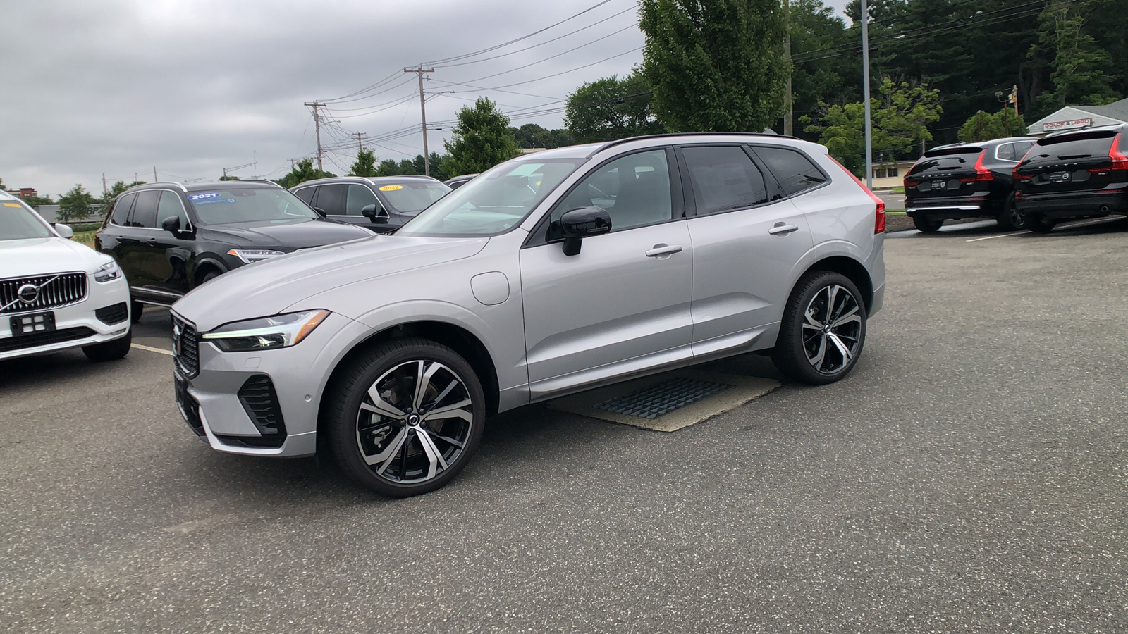 2025 Volvo XC60 Plug-In Hybrid Ultra 4