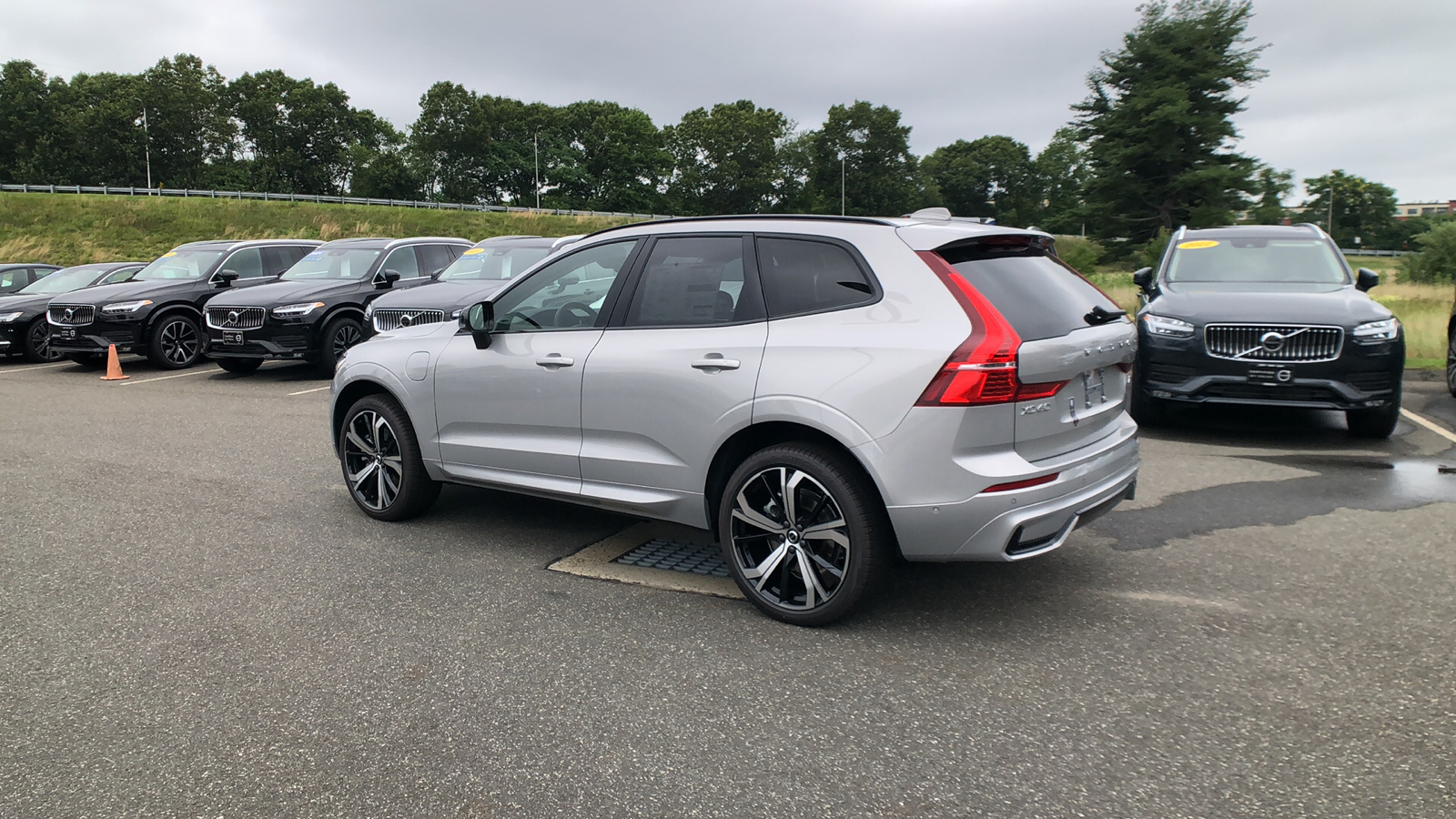 2025 Volvo XC60 Plug-In Hybrid Ultra 6