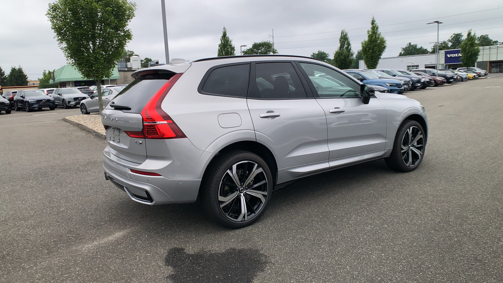 2025 Volvo XC60 Plug-In Hybrid Ultra 10