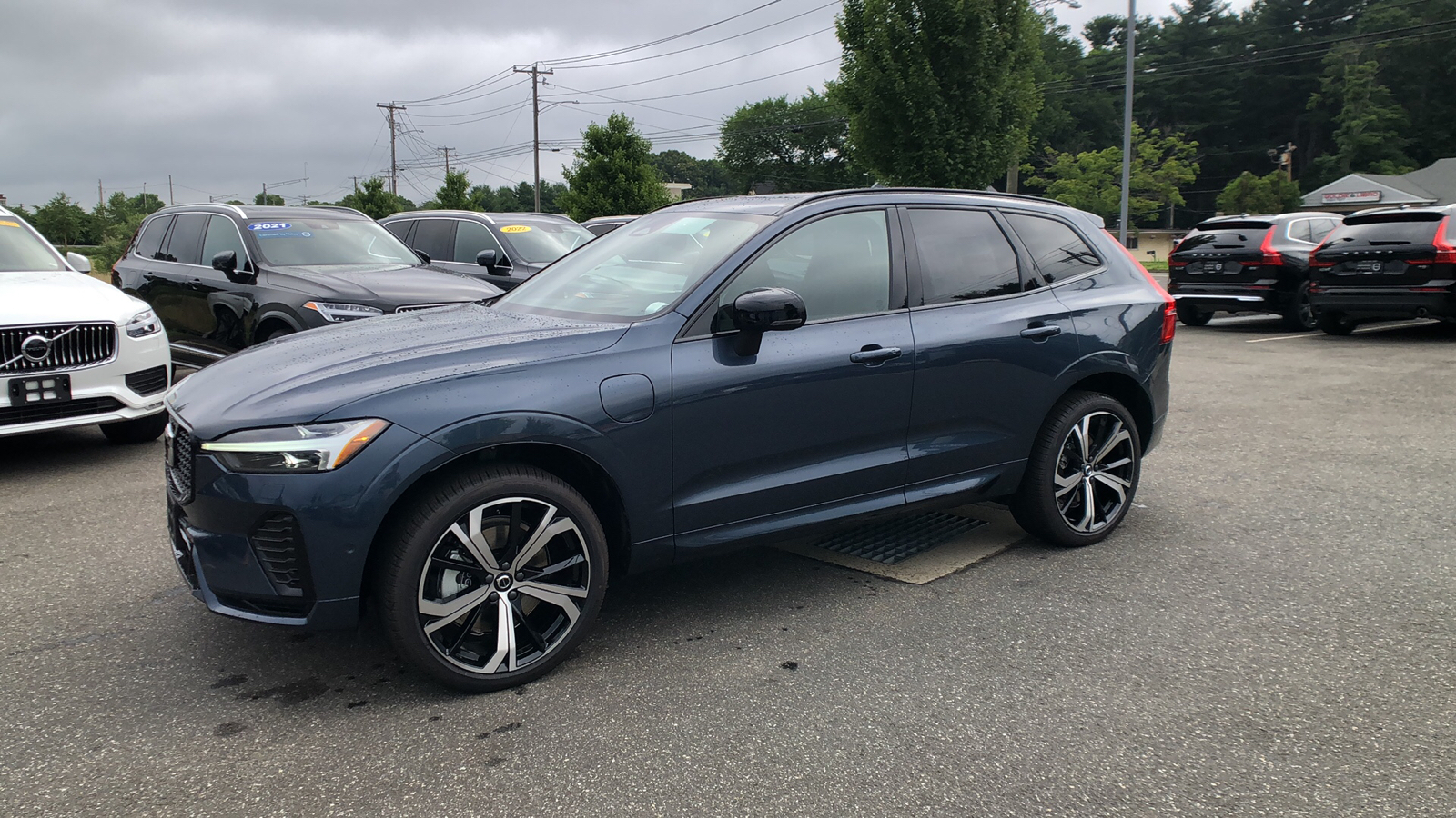 2025 Volvo XC60 Plug-In Hybrid Ultra 4