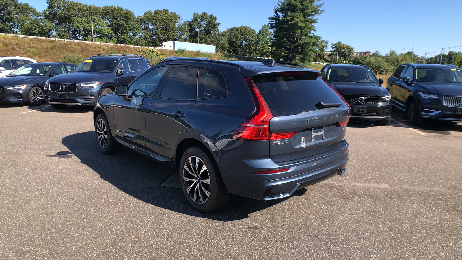 2025 Volvo XC60 Core 5