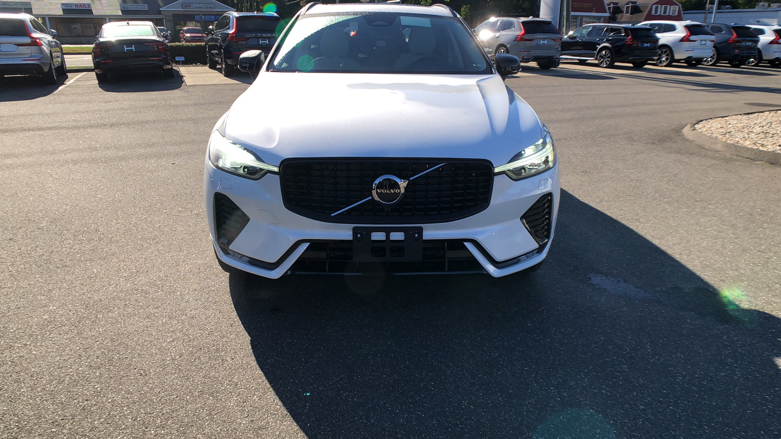 2025 Volvo XC60 Core 2