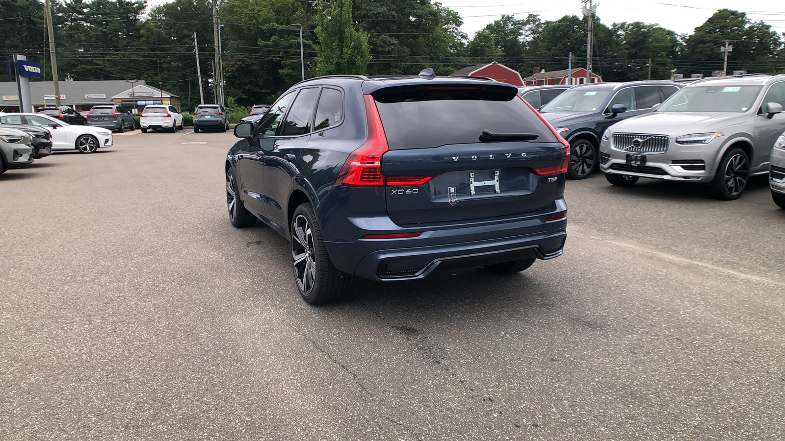 2025 Volvo XC60 Plug-In Hybrid Ultra 7