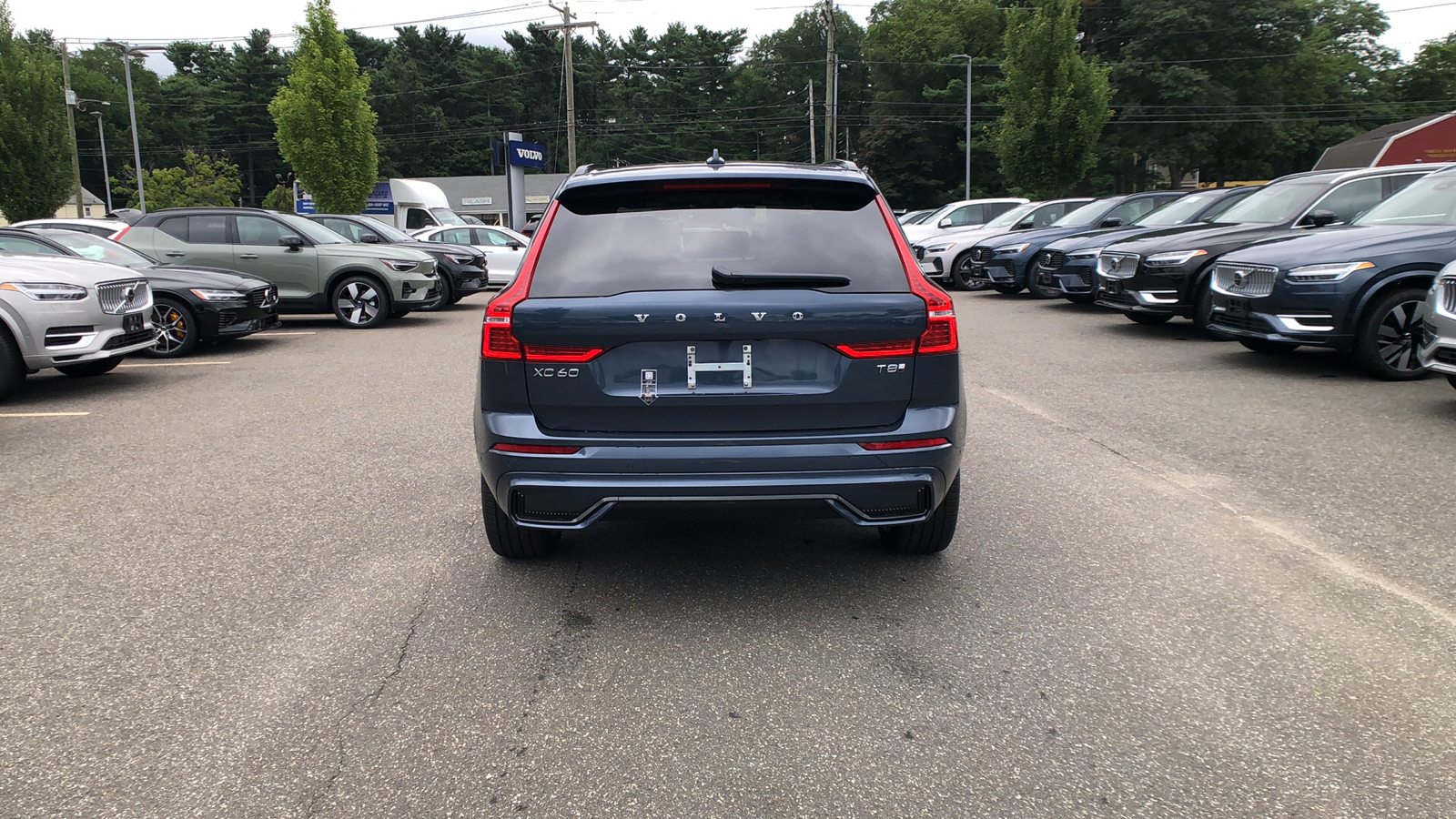 2025 Volvo XC60 Plug-In Hybrid Ultra 8