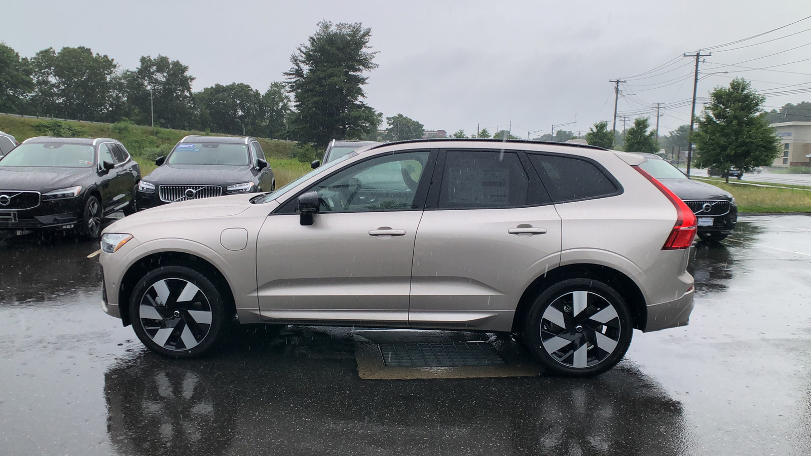 2025 Volvo XC60 Plug-In Hybrid Plus 5