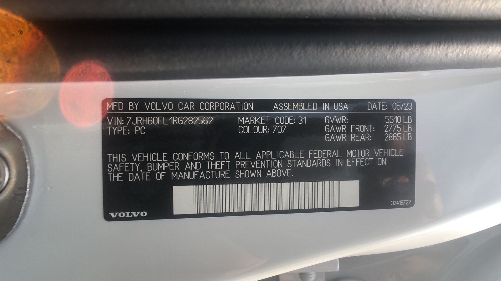 2024 Volvo S60 Recharge Plug-In Hybrid Plus Dark Theme 33