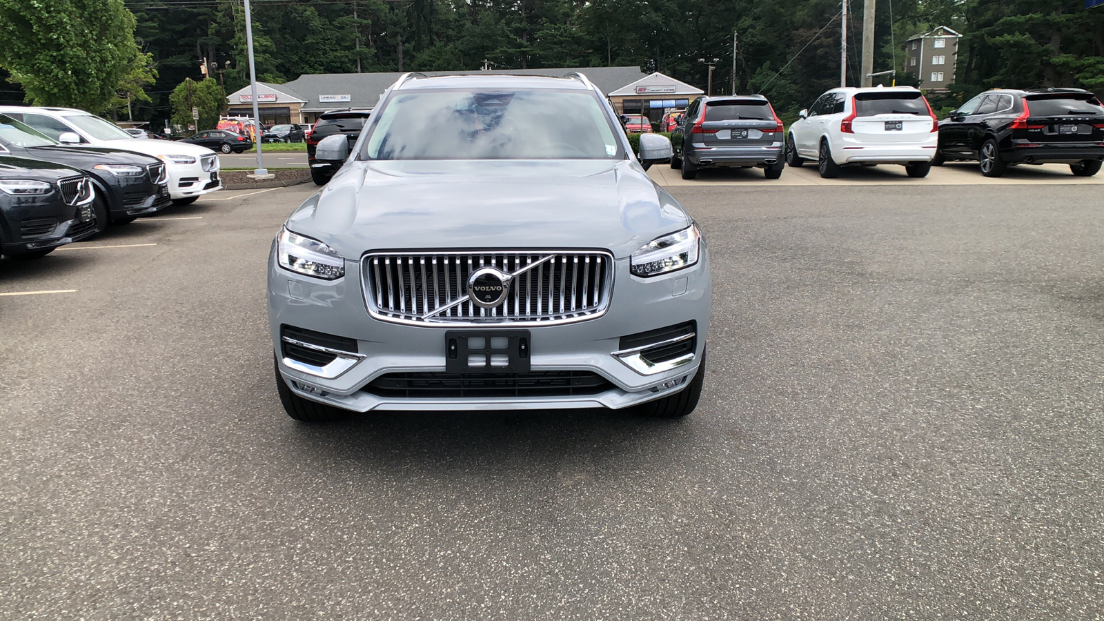 2025 Volvo XC90 Plus 2