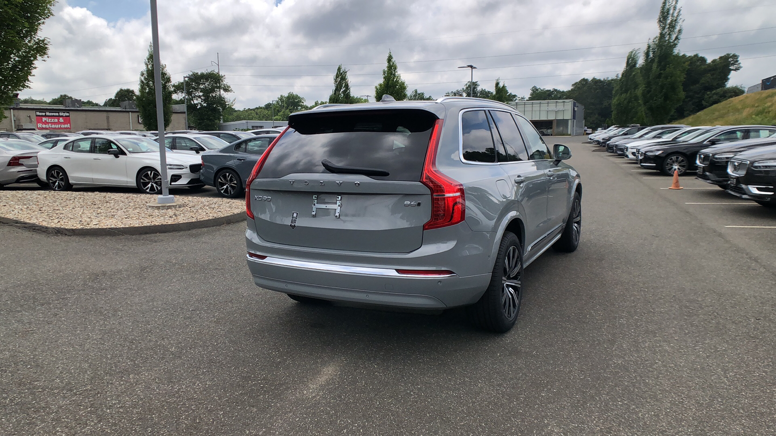 2025 Volvo XC90 Plus 9