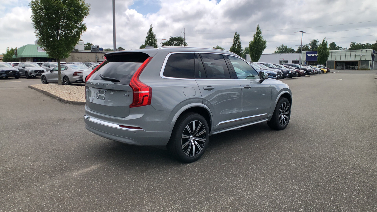 2025 Volvo XC90 Plus 10