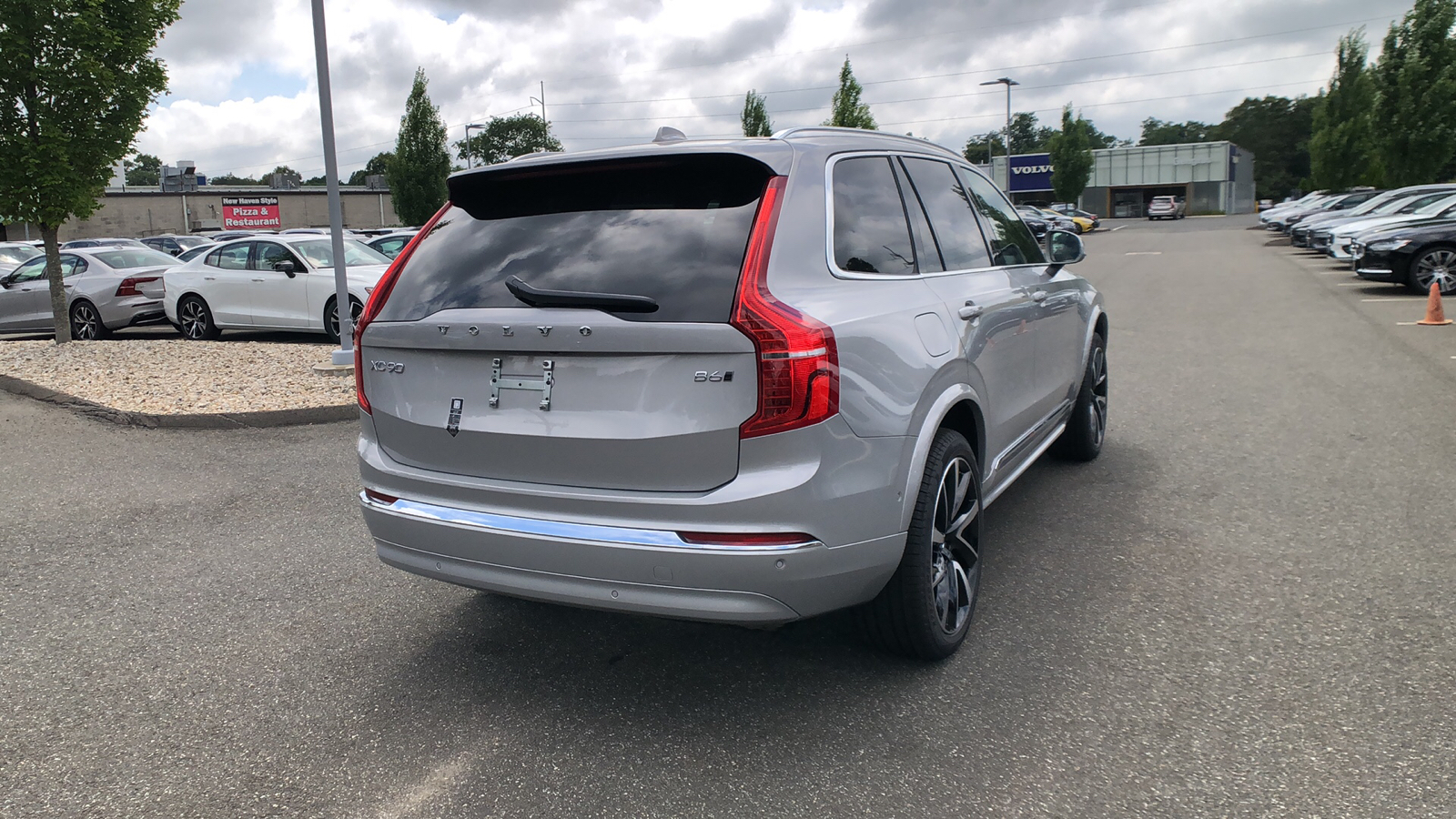 2025 Volvo XC90 Plus 9