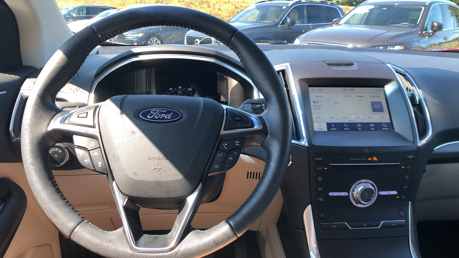 2019 Ford Edge Titanium 18