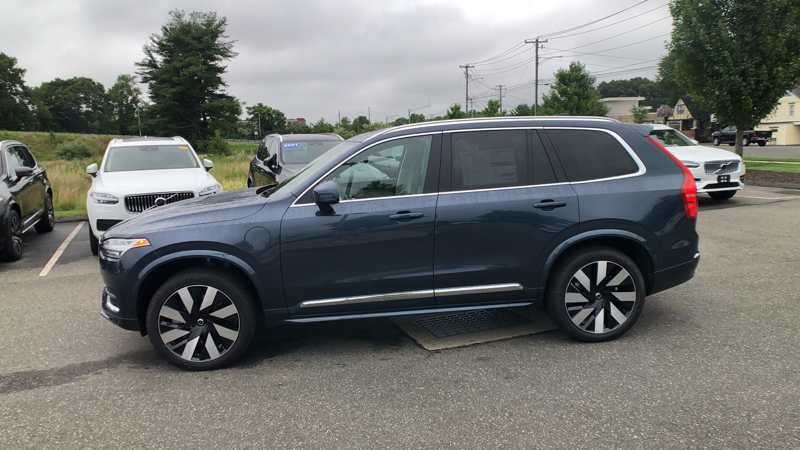 2025 Volvo XC90 Plug-In Hybrid Plus 5