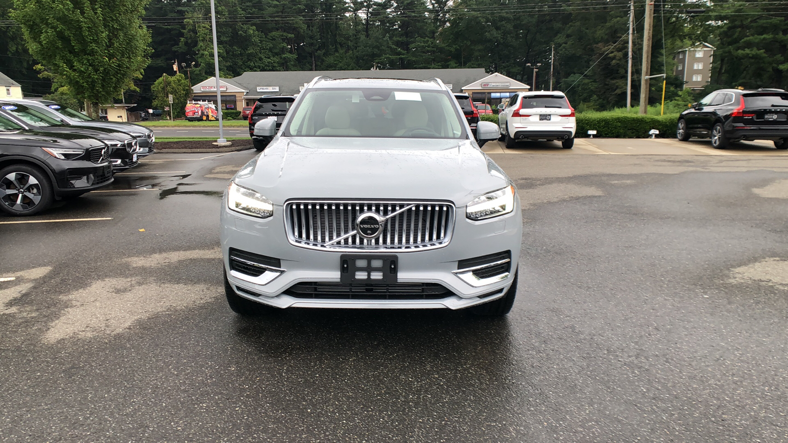 2025 Volvo XC90 Plug-In Hybrid Ultra 2