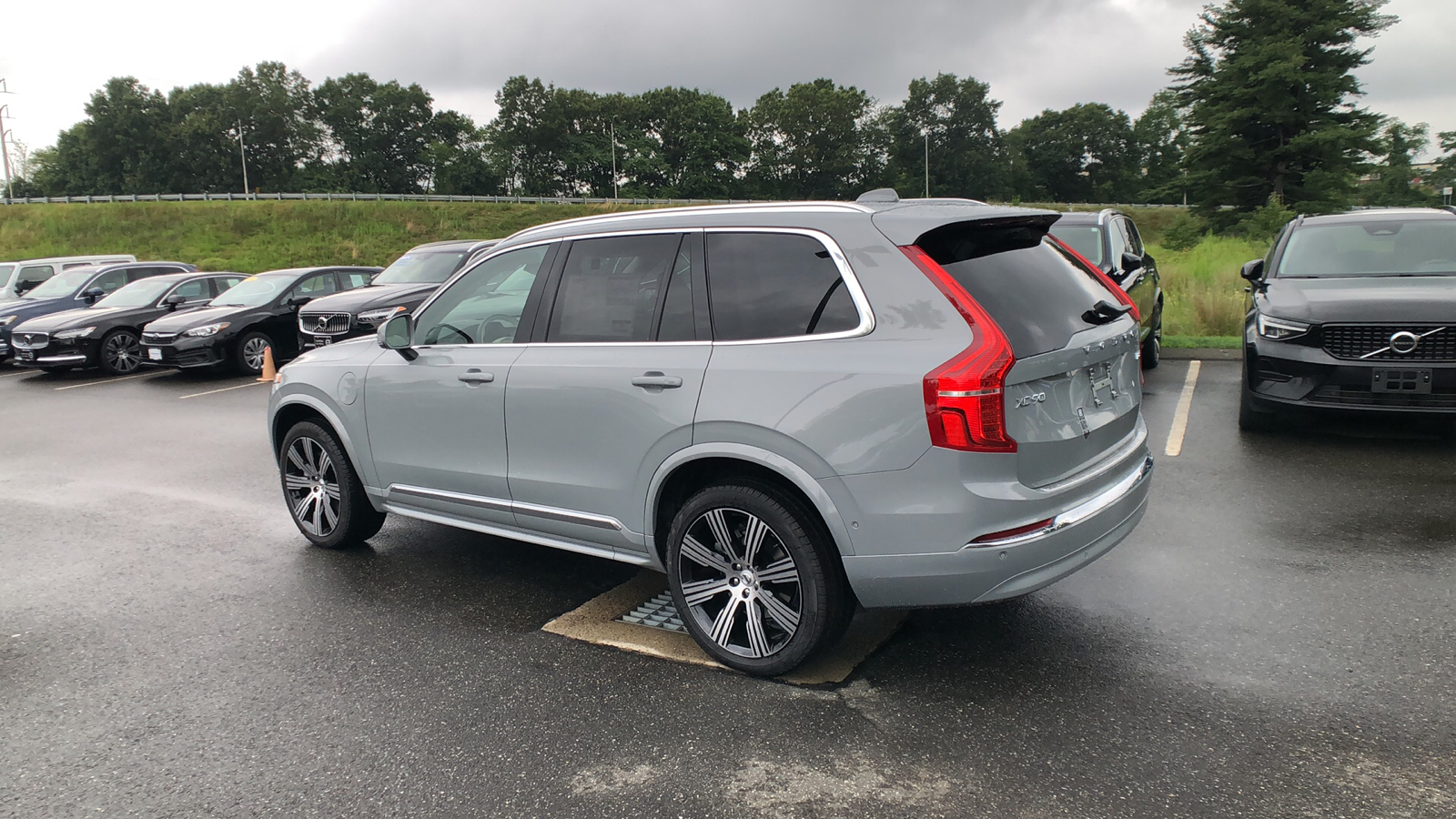 2025 Volvo XC90 Plug-In Hybrid Ultra 6