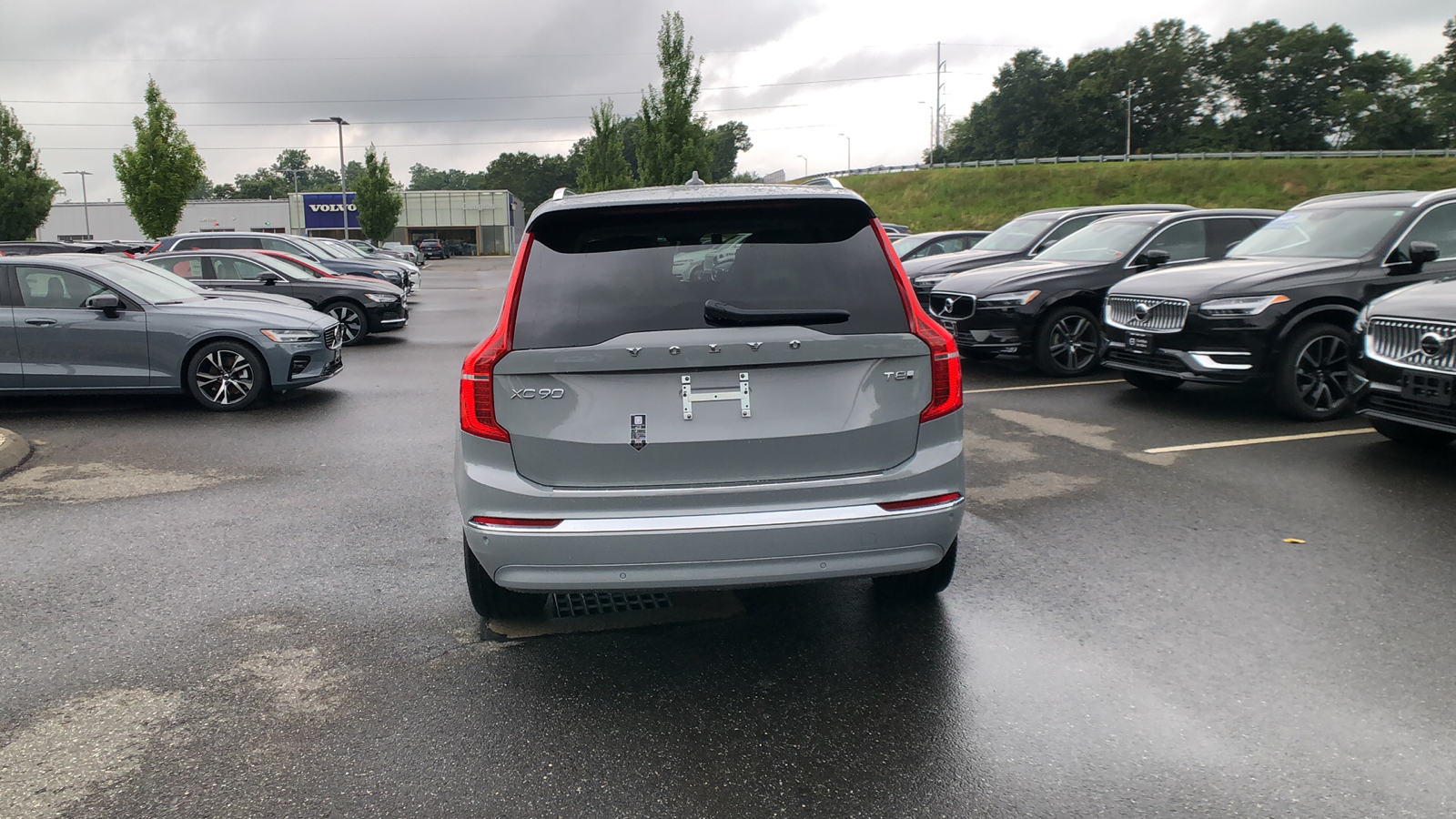 2025 Volvo XC90 Plug-In Hybrid Ultra 8