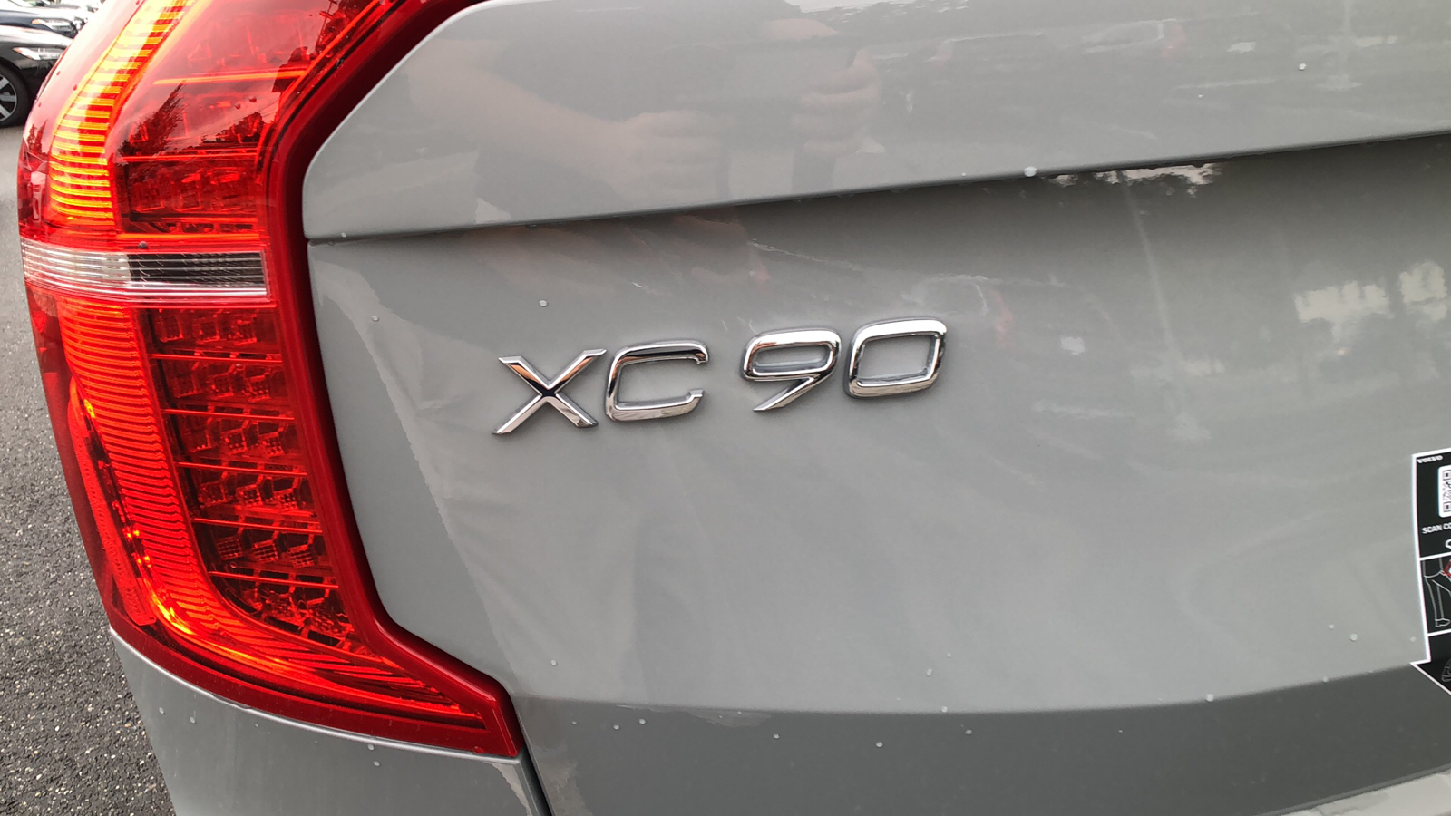 2025 Volvo XC90 Plug-In Hybrid Ultra 18