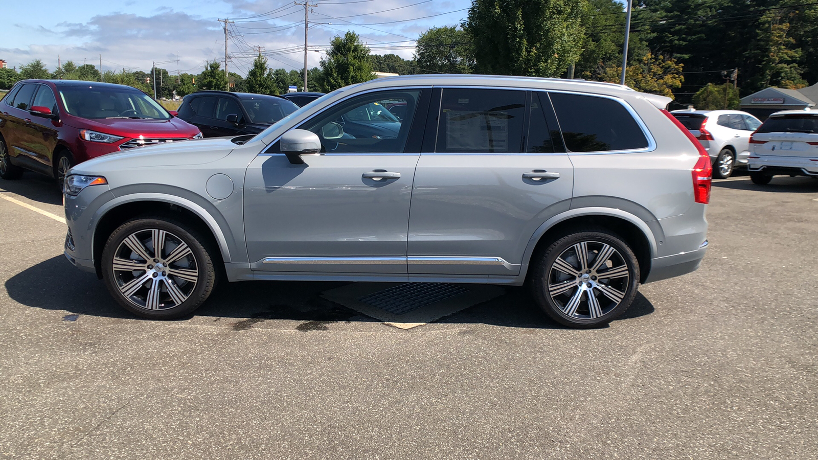 2025 Volvo XC90 Plug-In Hybrid Plus 4