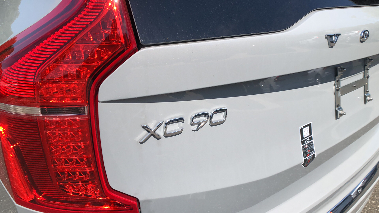 2025 Volvo XC90 Plug-In Hybrid Plus 15