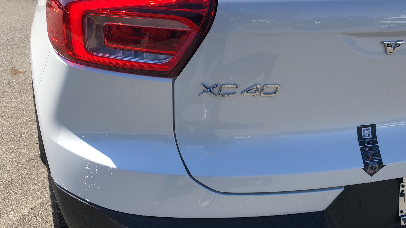 2024 Volvo XC40 Ultimate Dark Theme 31