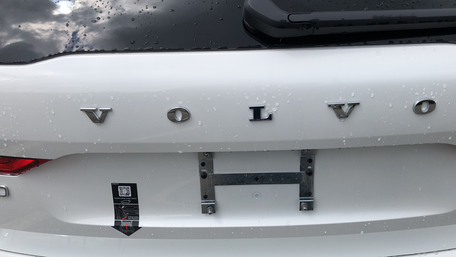 2024 Volvo XC60 Plus Dark Theme 33