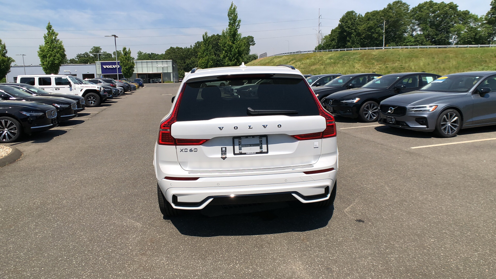 2024 Volvo XC60 Recharge Plug-In Hybrid Polestar Engineered 9