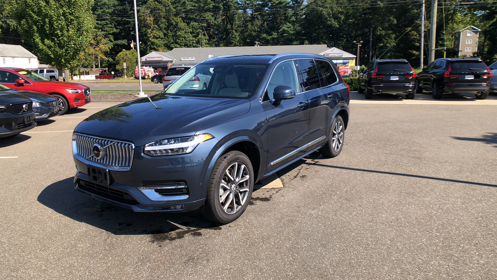 2023 Volvo XC90 Plus 3