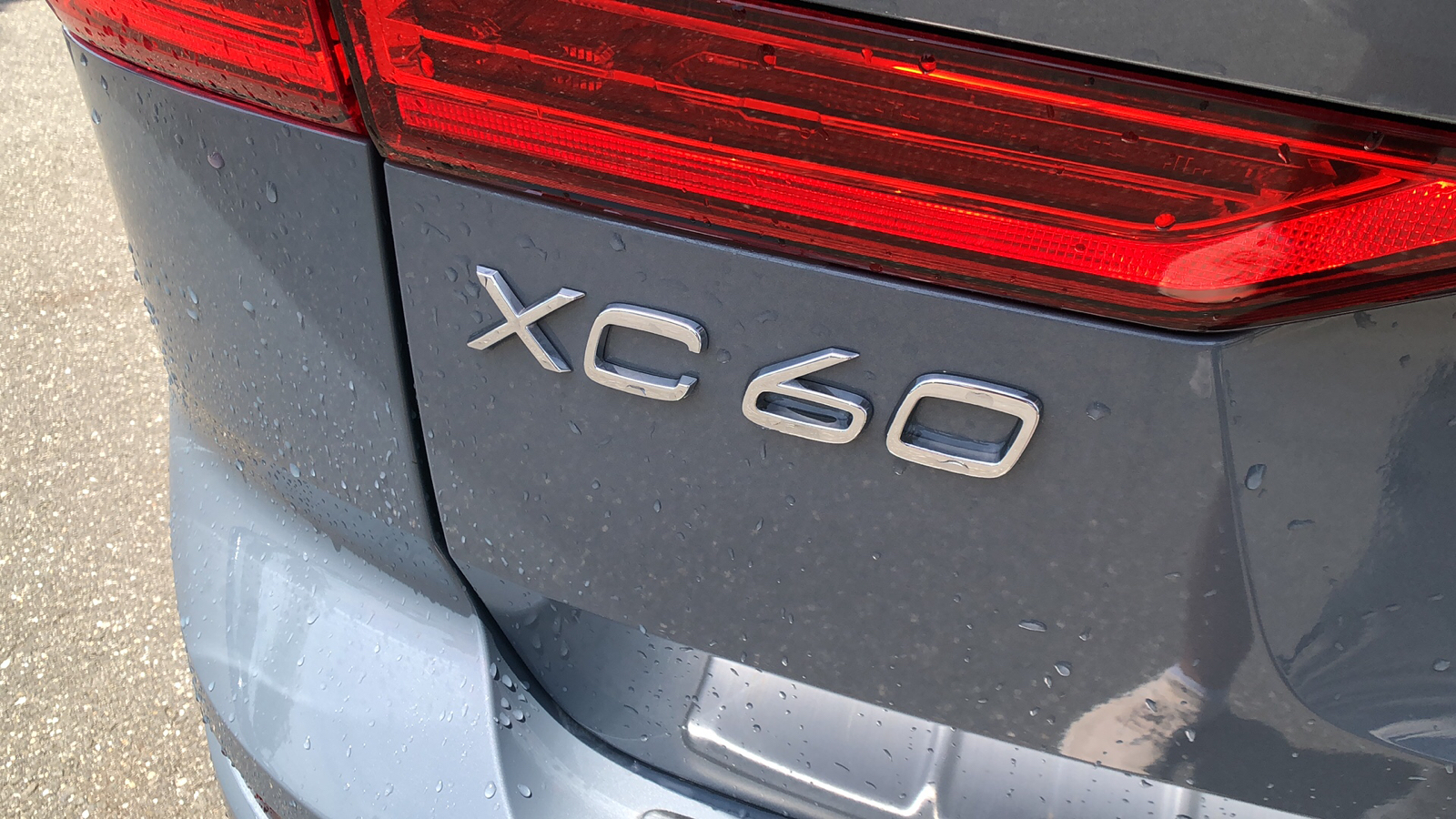 2023 Volvo XC60 Core 19