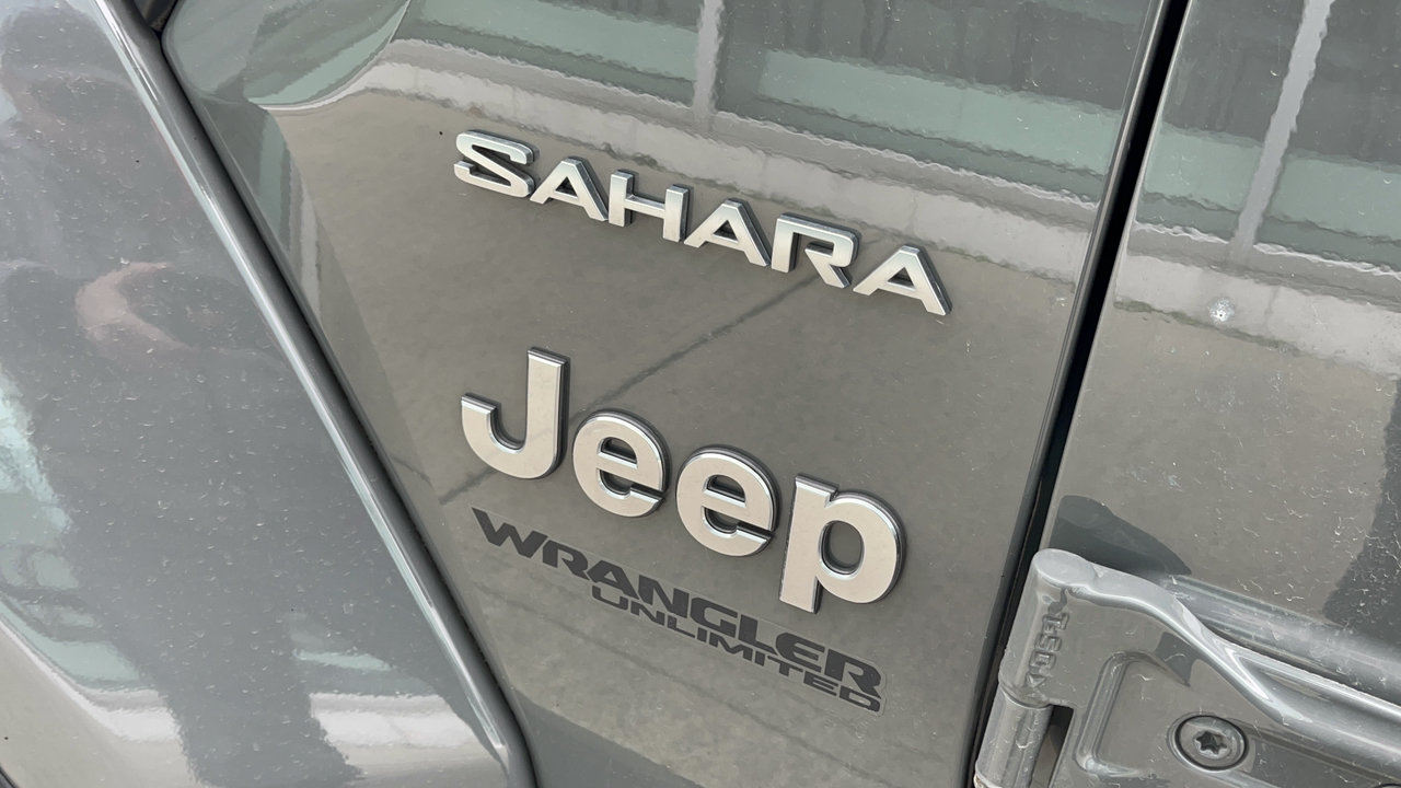 2020 Jeep Wrangler Unlimited Sahara 33