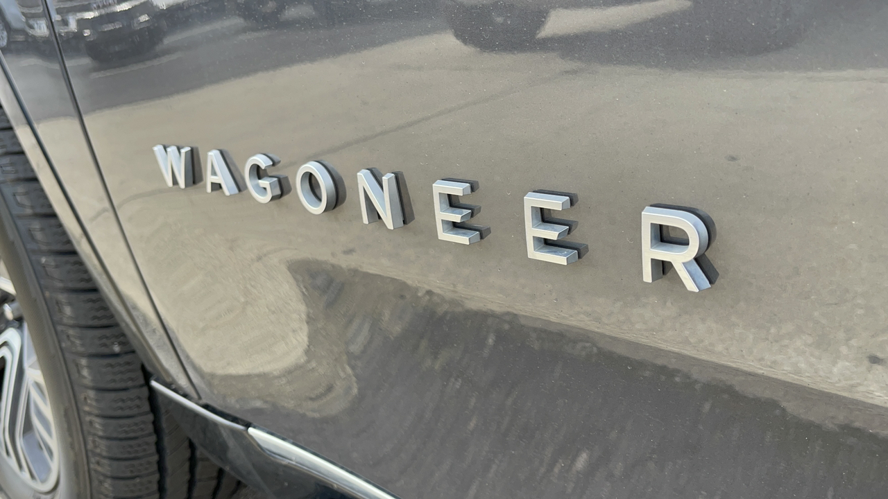 2022 Jeep Wagoneer Series III 34