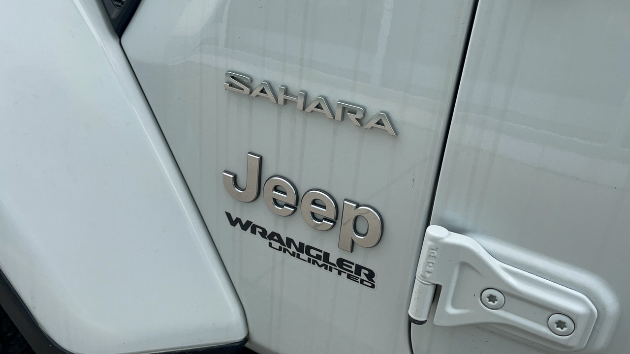 2018 Jeep Wrangler Unlimited Sahara 33