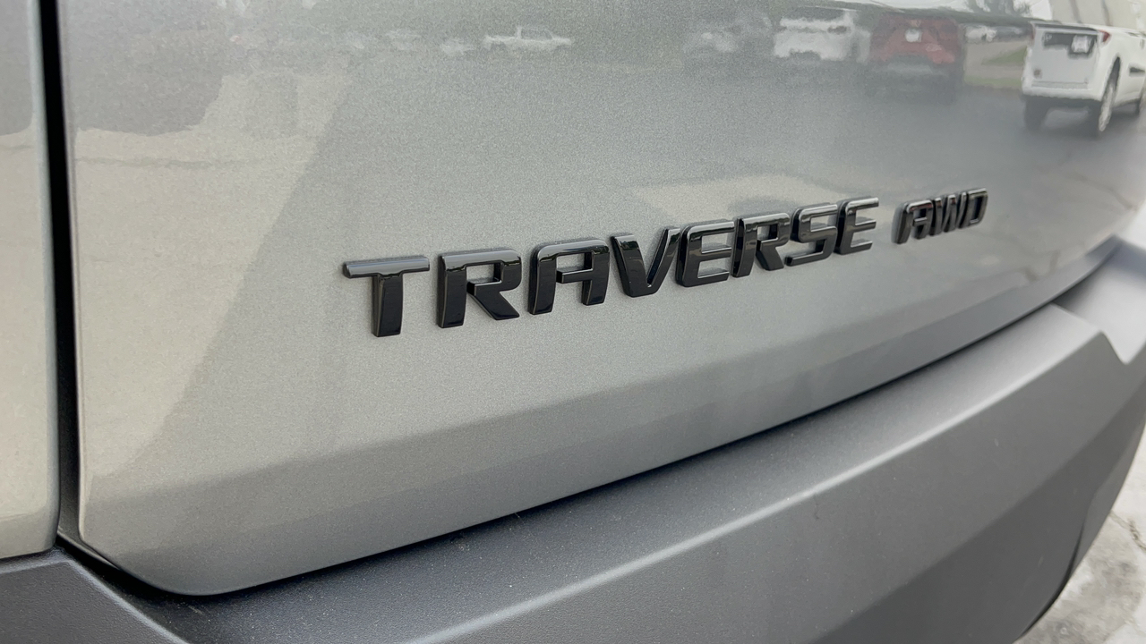2023 Chevrolet Traverse LT Cloth 10