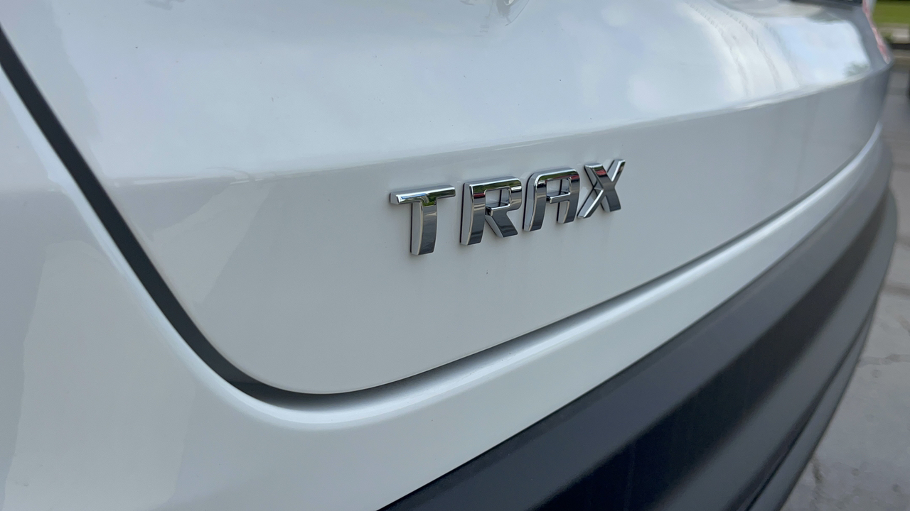 2024 Chevrolet Trax LS 10