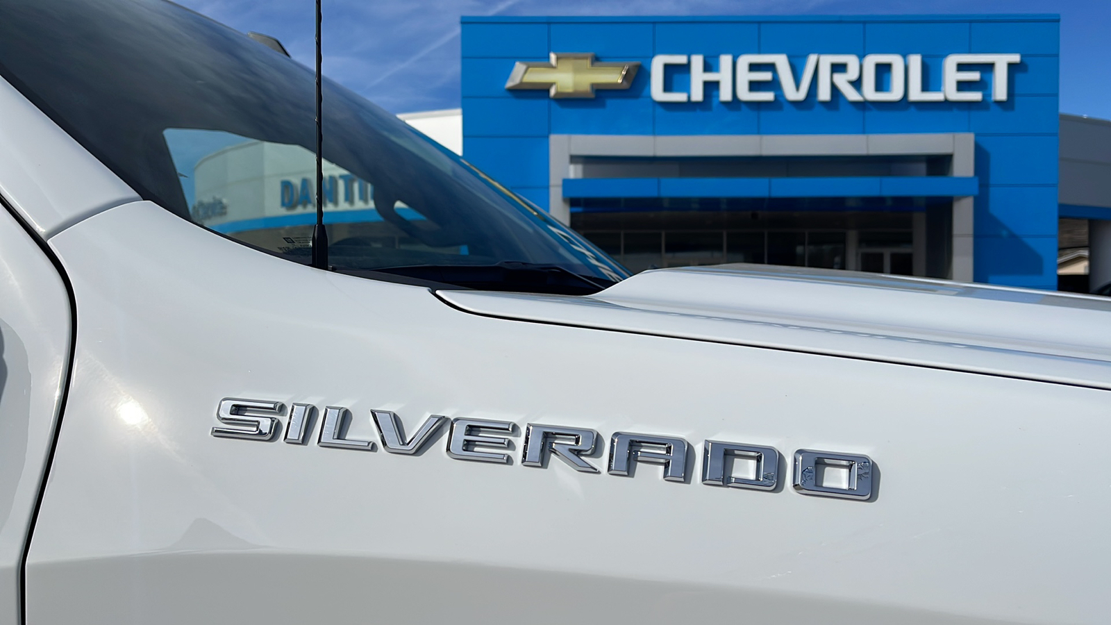 2024 Chevrolet Silverado 1500 Custom 27