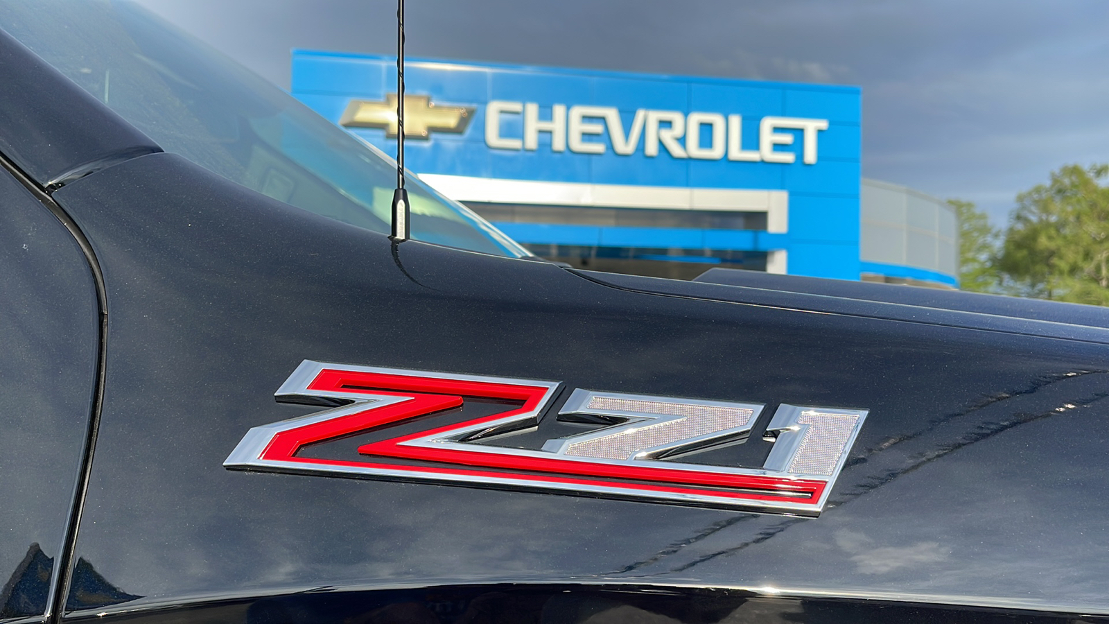 2024 Chevrolet Silverado 1500 LTZ 30