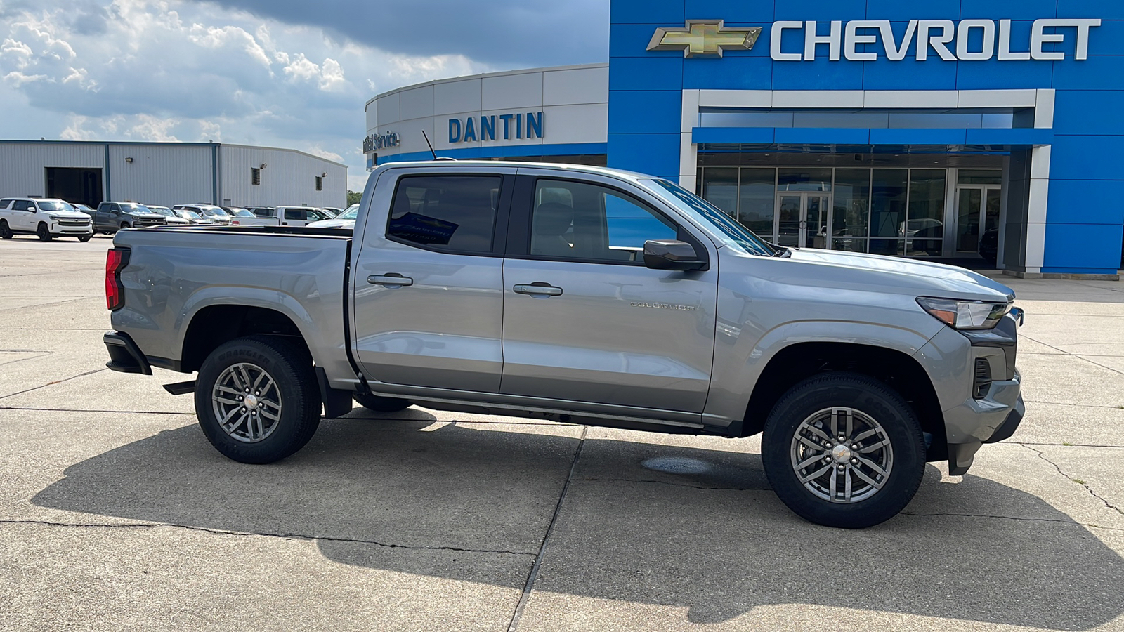 2024 Chevrolet Colorado LT 1