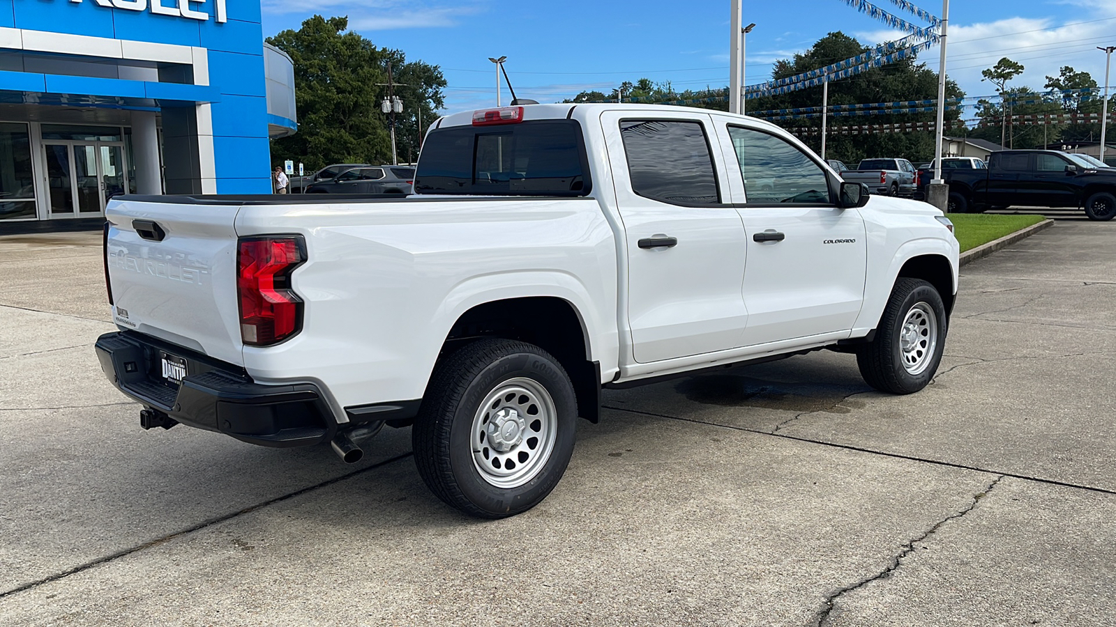 2024 Chevrolet Colorado Work Truck 25