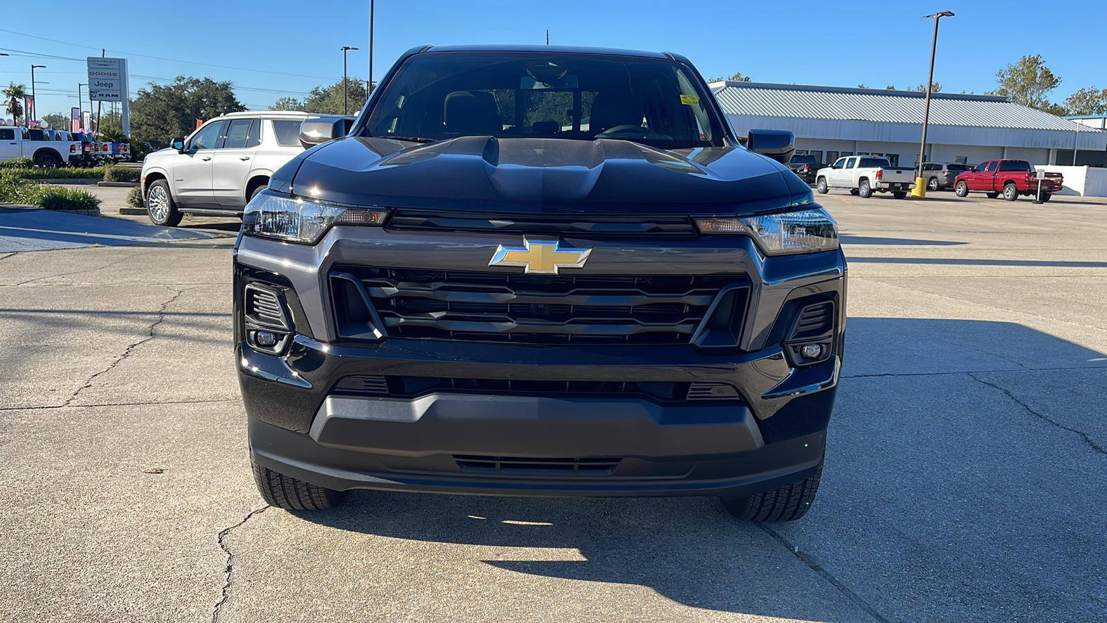 2024 Chevrolet Colorado LT 2