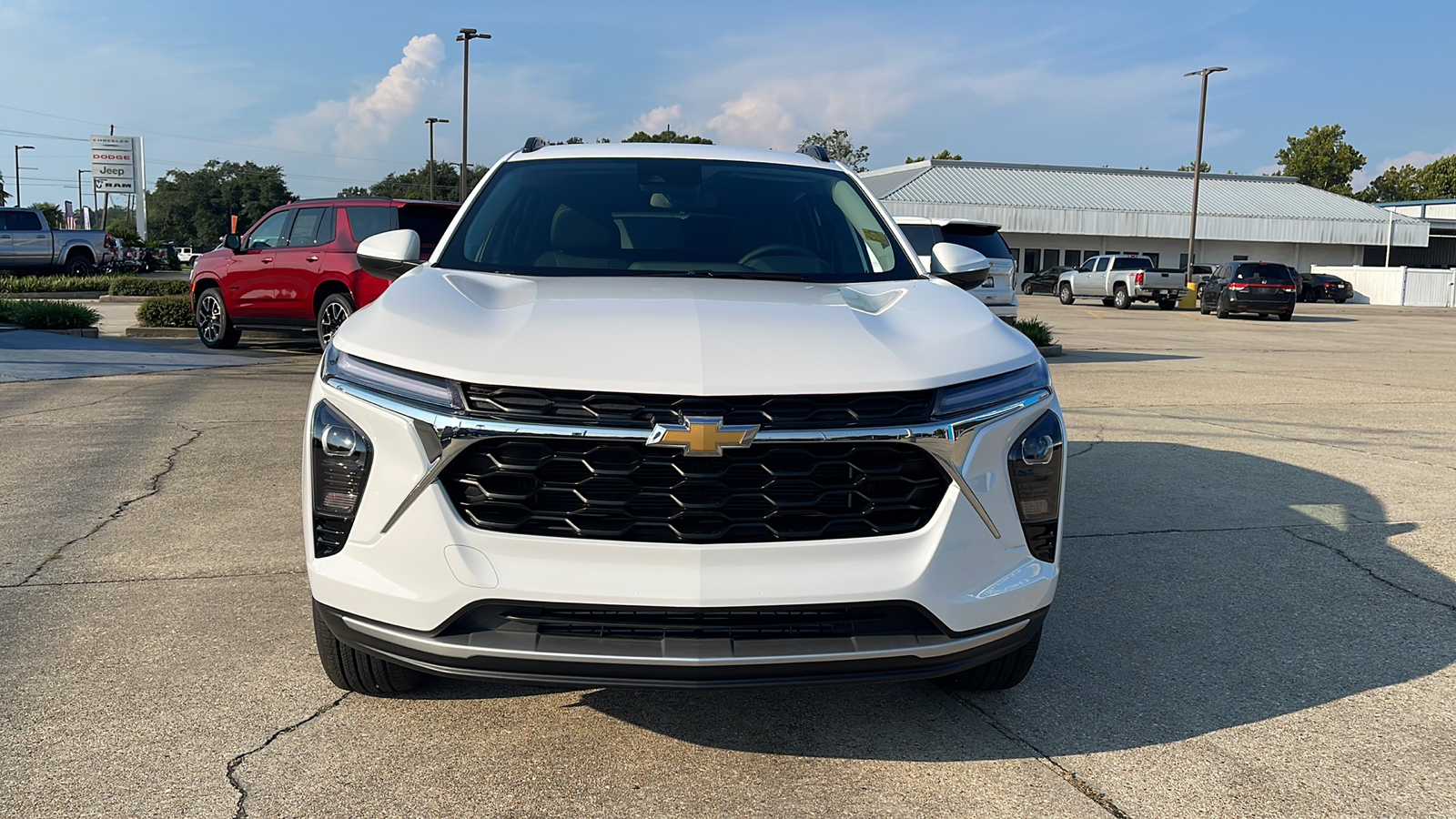 2025 Chevrolet Trax LT 2