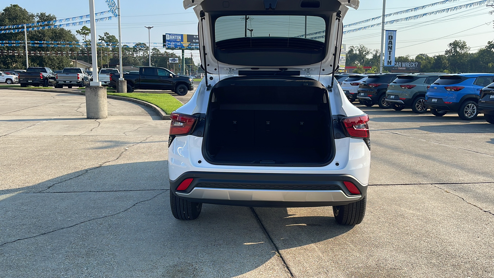 2025 Chevrolet Trax LT 22