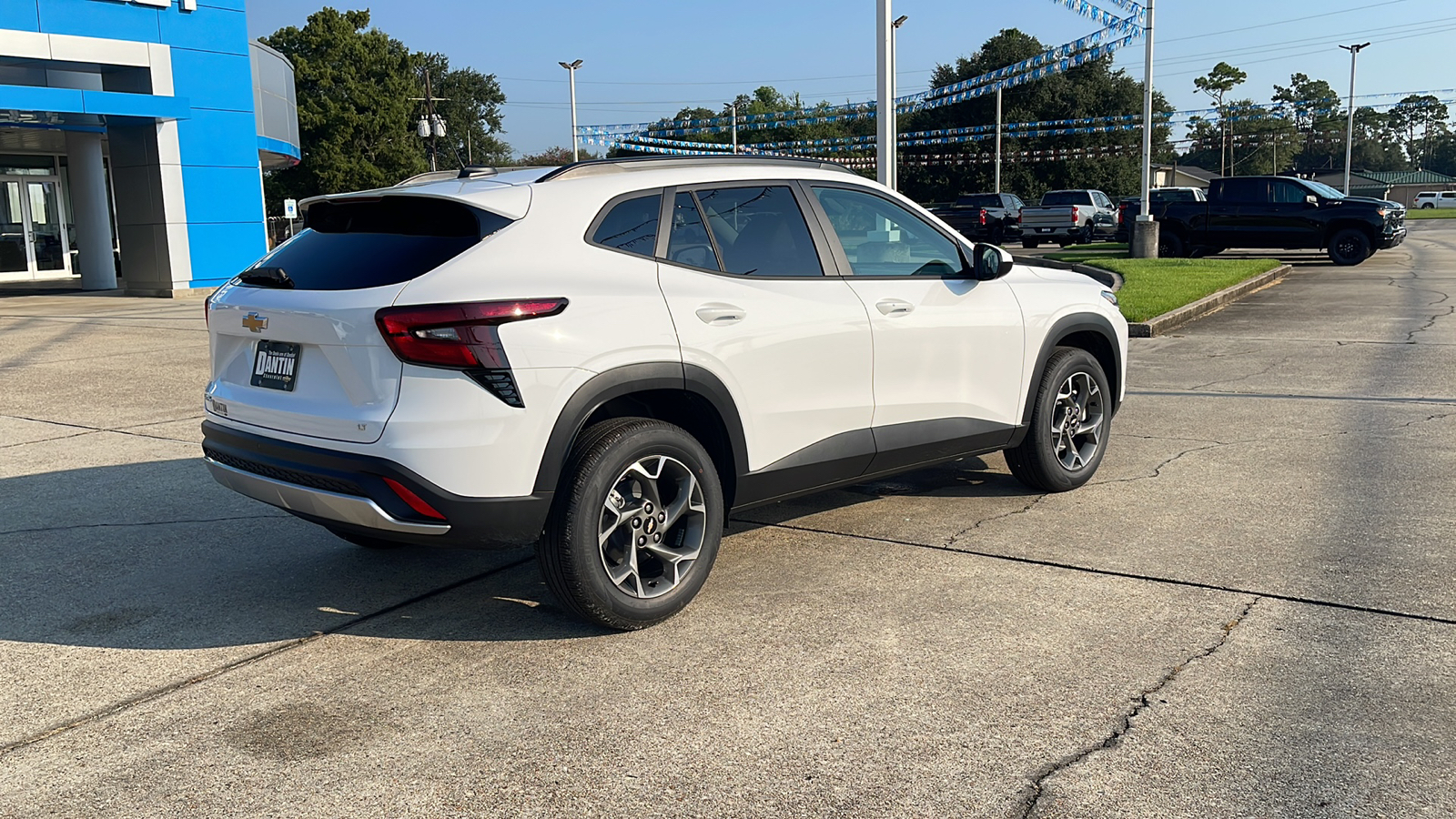 2025 Chevrolet Trax LT 23