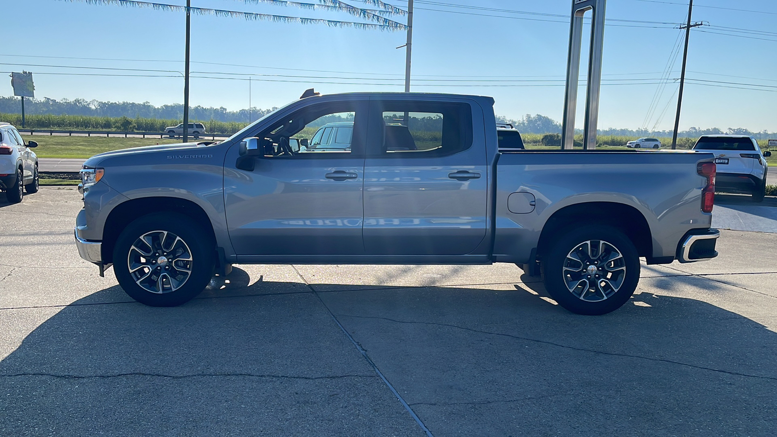 2025 Chevrolet Silverado 1500 LT 4