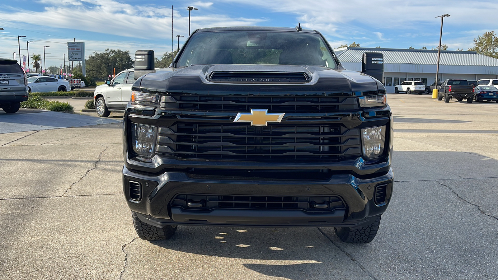 2025 Chevrolet Silverado 2500HD Custom 2