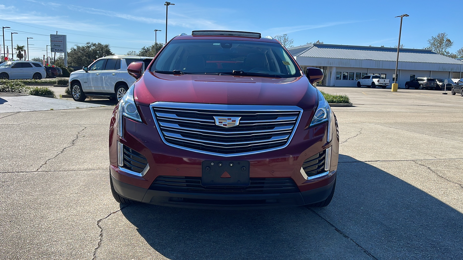 2017 Cadillac XT5 Luxury 2