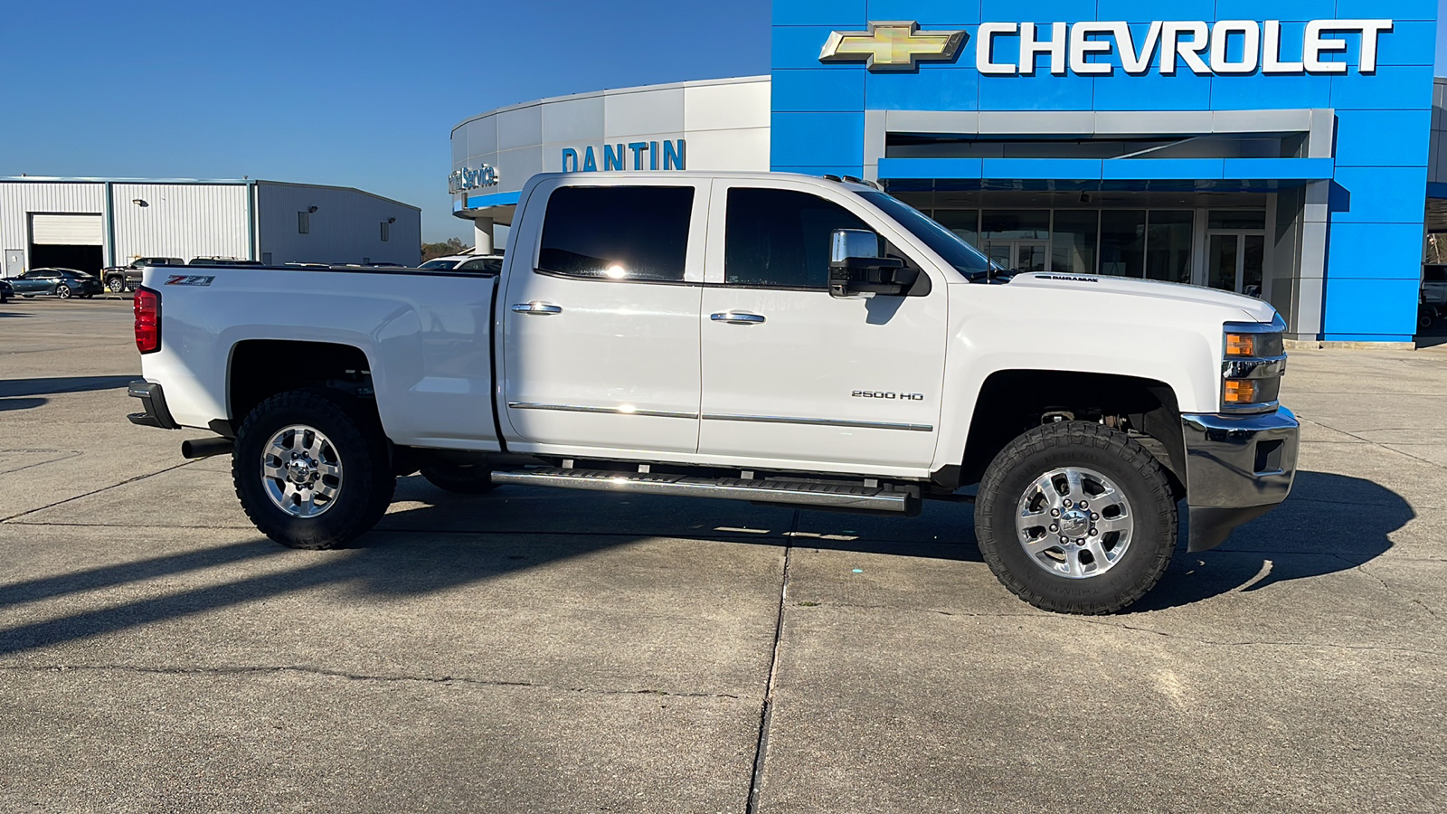 2015 Chevrolet Silverado 2500HD LT 1