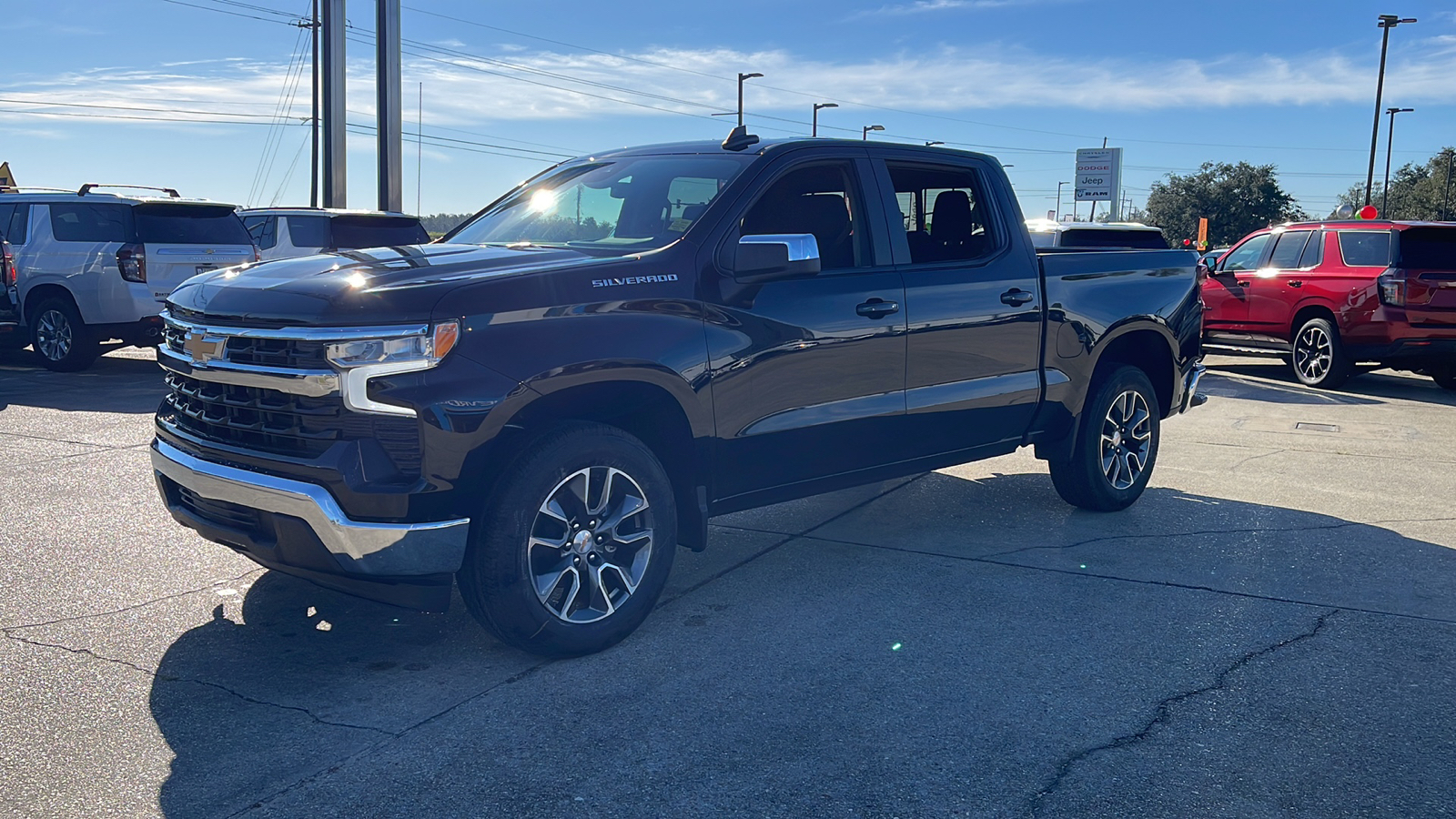 2025 Chevrolet Silverado 1500 LT 3