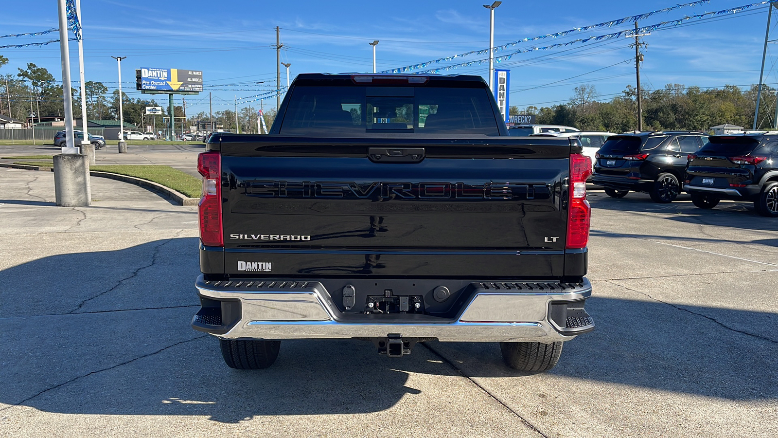 2025 Chevrolet Silverado 1500 LT 24