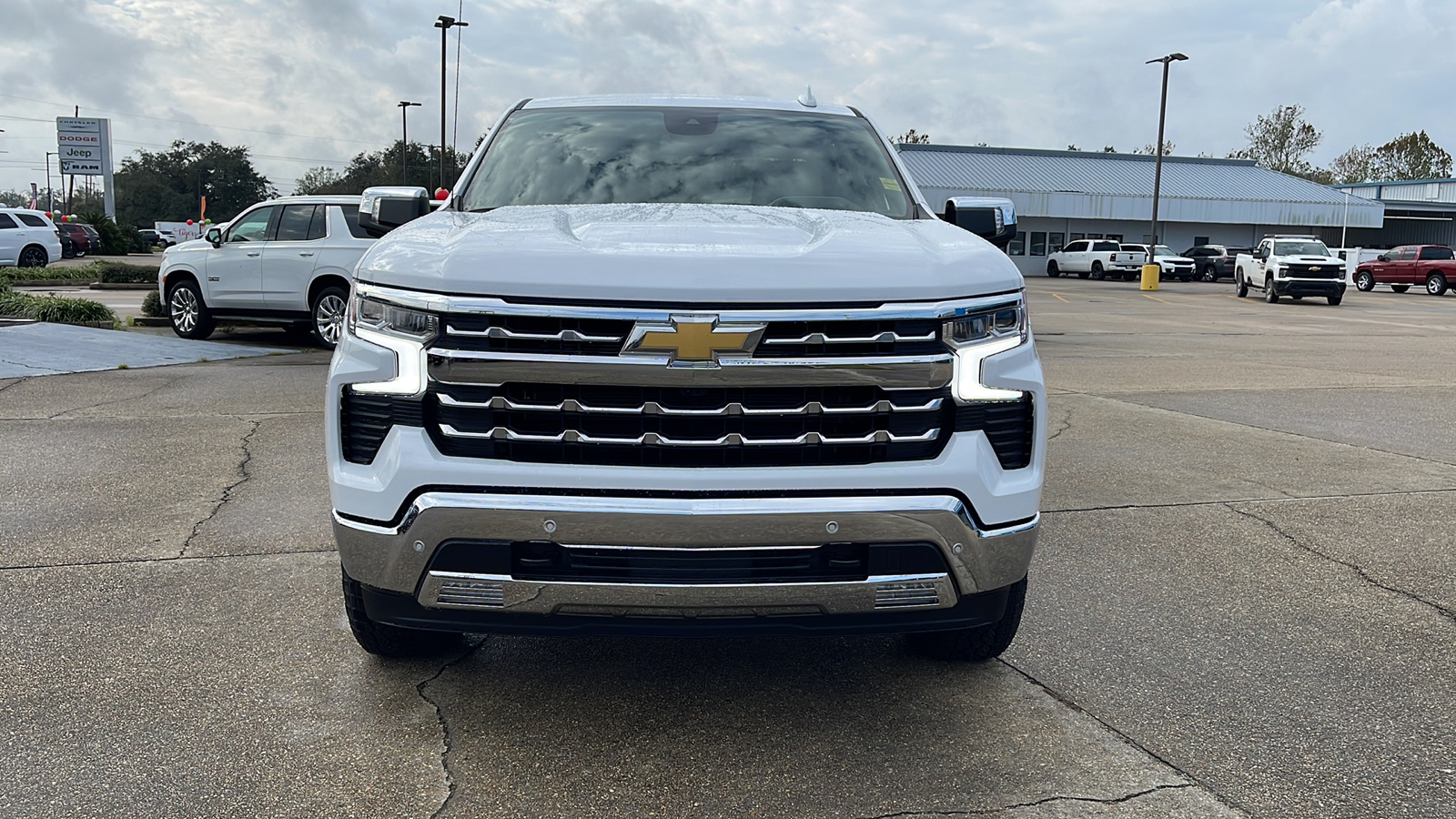 2025 Chevrolet Silverado 1500 LTZ 2