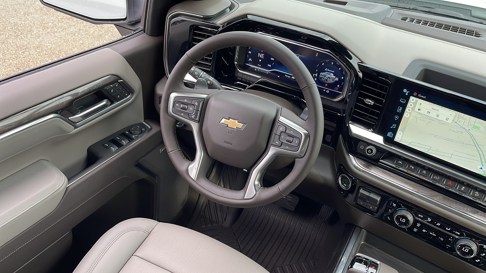 2025 Chevrolet Silverado 1500 LTZ 7