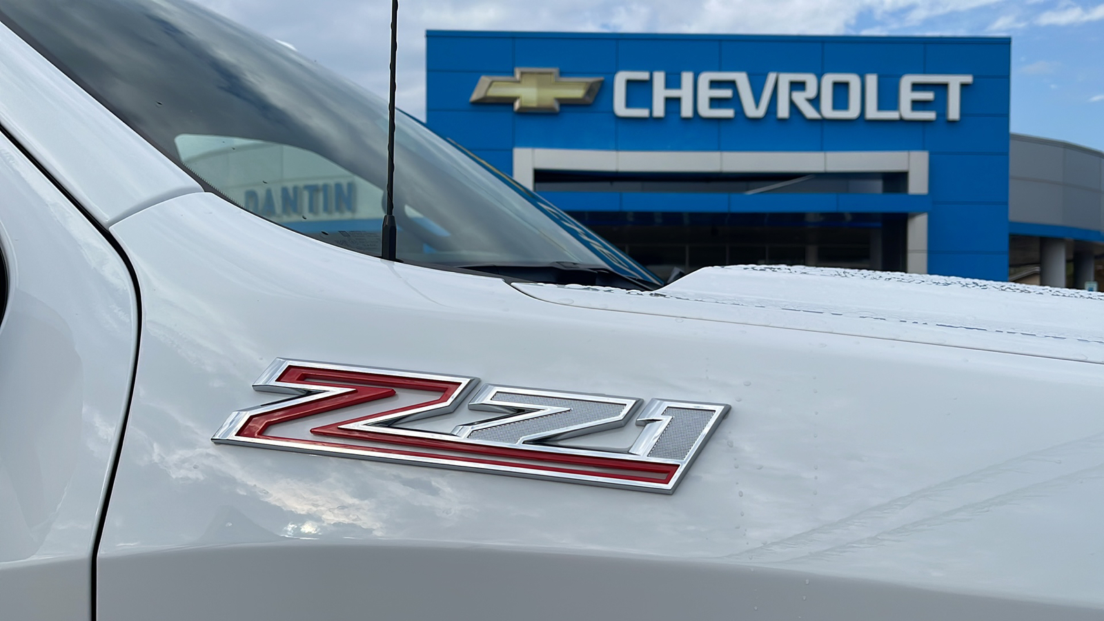 2025 Chevrolet Silverado 1500 LTZ 28